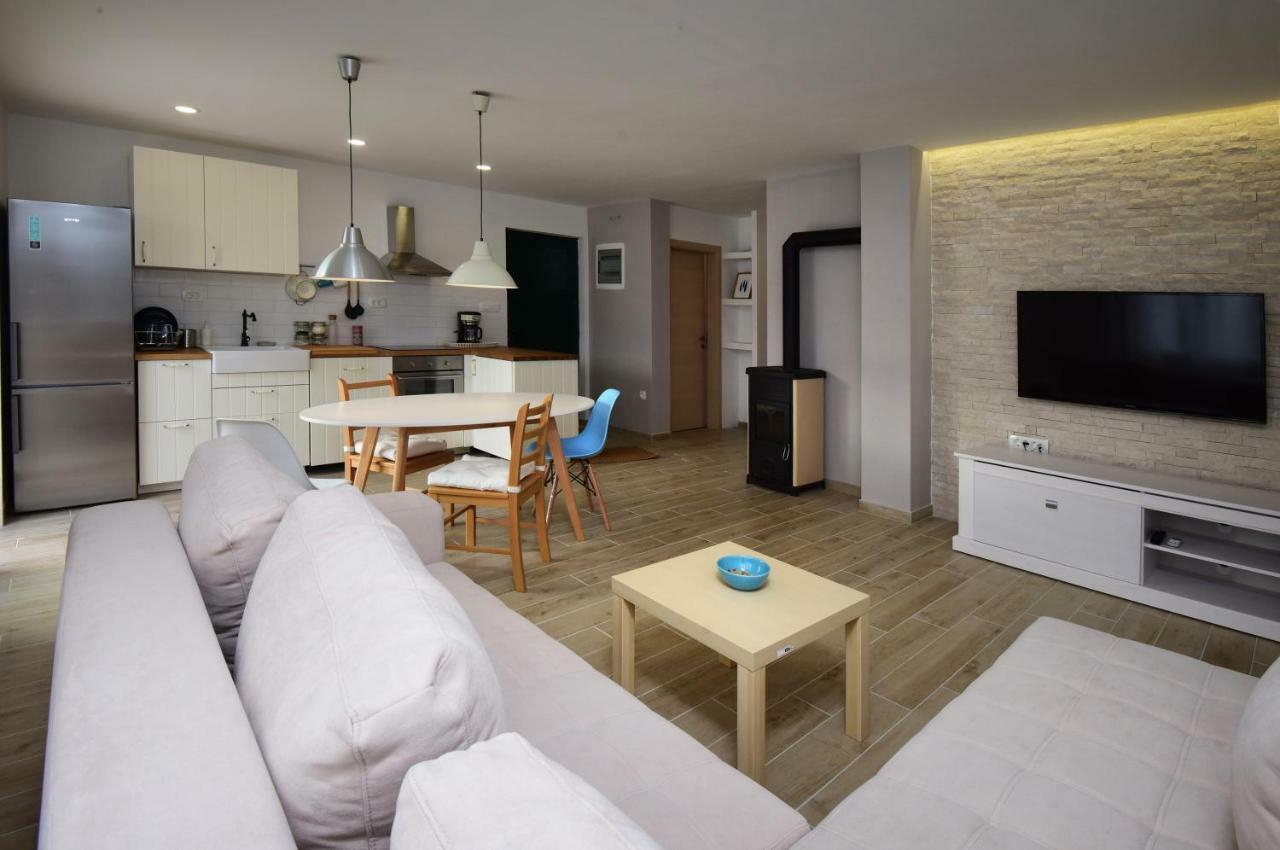 Villa Legacy Krusvar Luaran gambar